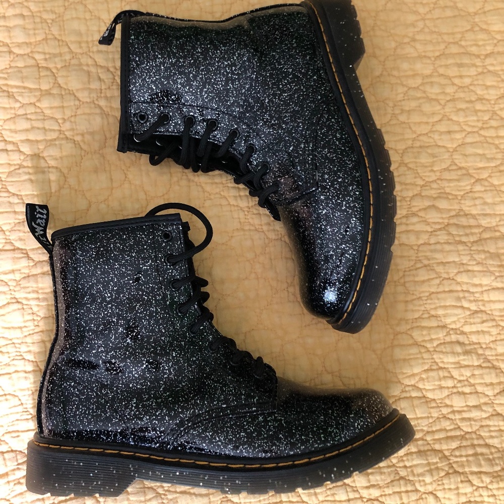 Doc Marten Kids 1460 Lace Up Fashion Boot Black Cosmic Glitter (Big Kid 6)